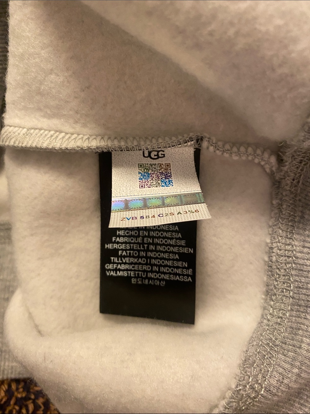 Womens UGG Logo Pullover Sweatshirt . Grey Heather. XL $88 - Picture 10 of 11